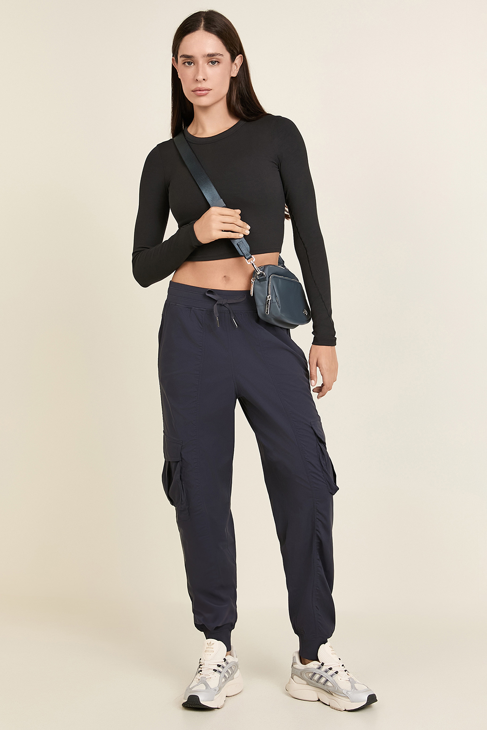 Dance Studio Relaxed-Fit Mid-Rise Cargo Jogger